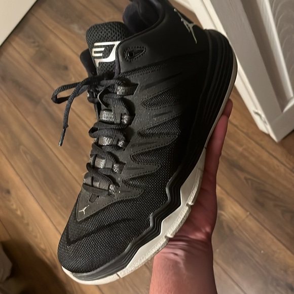 Jordan’s - Picture 4 of 4